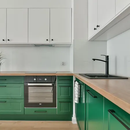 Ltc - Abrahama Srodmiescie